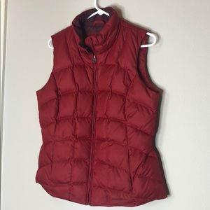 Eddie Bauer red puffer vest￼